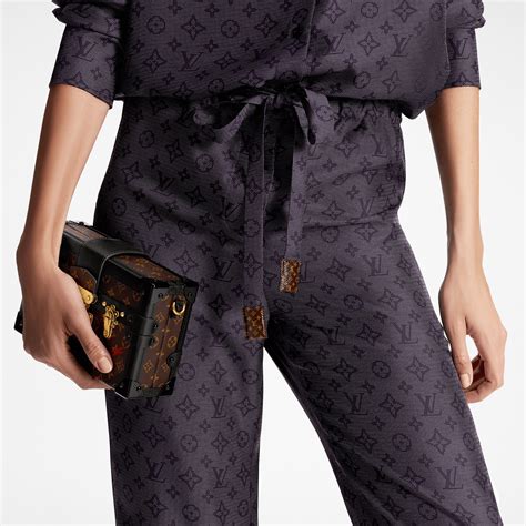 louis vuitton inverted pajamas.